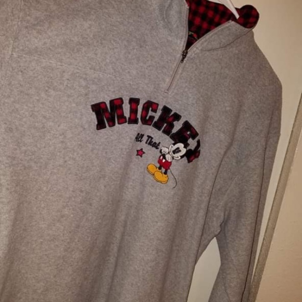 Mickey Mouse sweater vintage